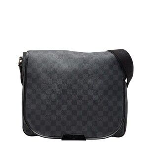 Louis Vuitton Damier Graphite Daniel MM Shoulder Bag N58029 Black Leather Men...